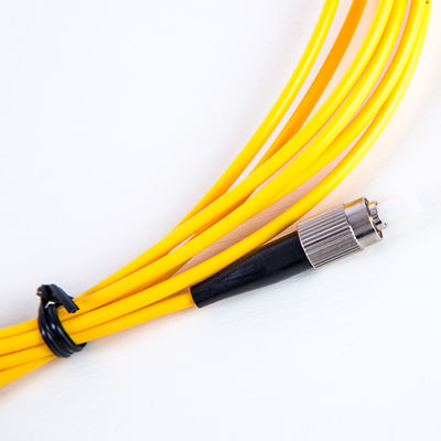 Le RPA polissant la correction de câble optique de la fibre 68N attachent la stabilité à hautes températures